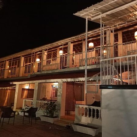 Vista Mare Beach Resort Vagator Exterior photo